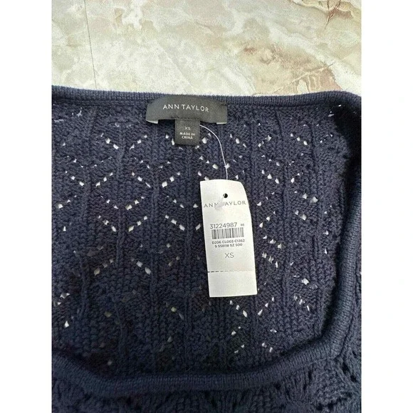 Ann Taylor XS knit top navy square collar cotton blend eyelet New! - Picture 2 of 7